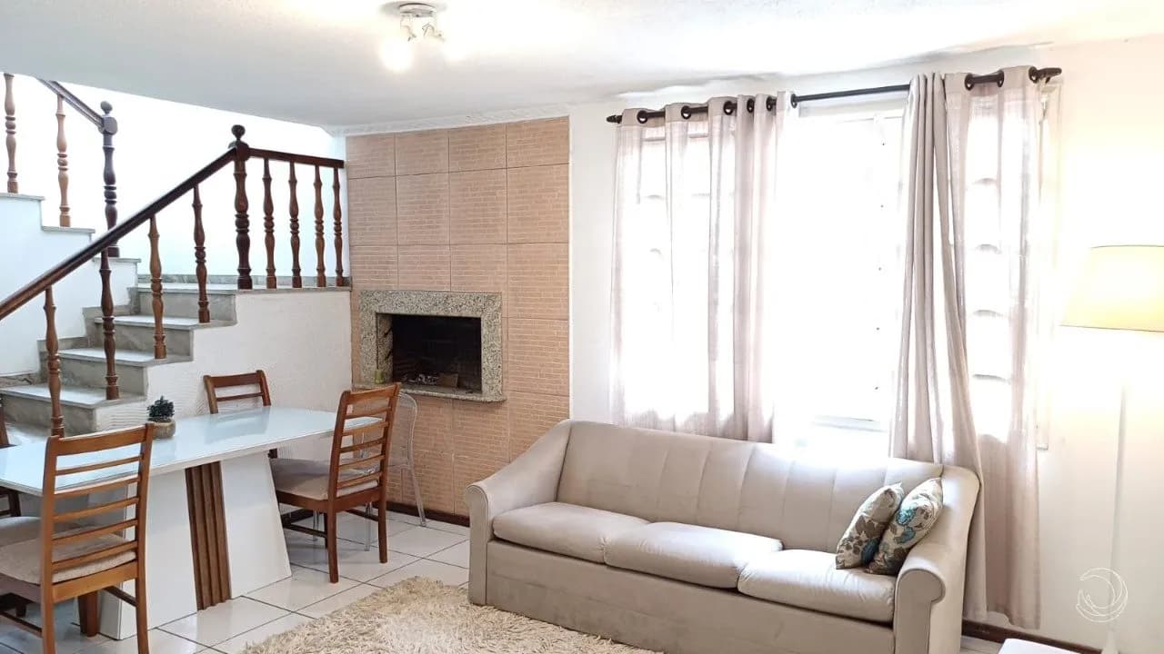 Casa para venda com 6 dormitórios em Coqueiros com 308 m² — foto 2