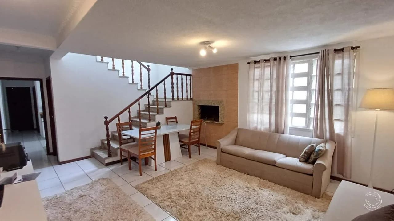 Casa para venda com 6 dormitórios em Coqueiros com 308 m² — foto 4