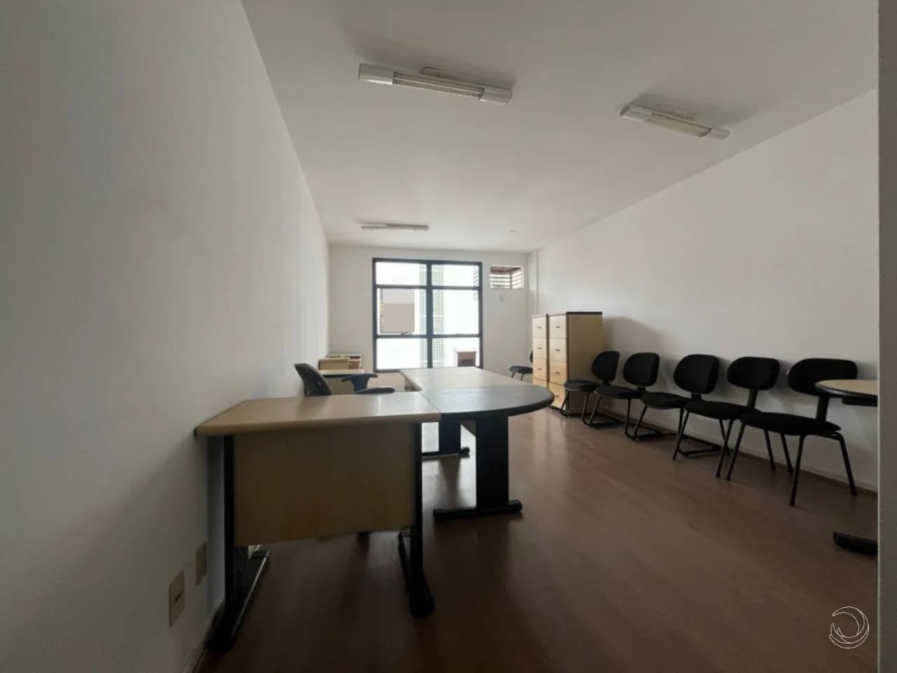 Sala comercial para venda em Centro com 32 m² — foto 3