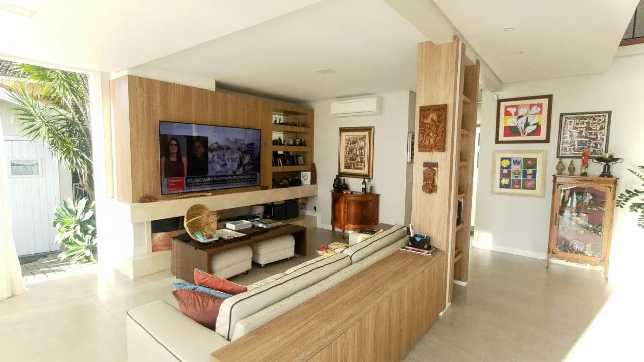 Casa para venda com 3 dormitórios em Cacupé com 240 m² — foto 5