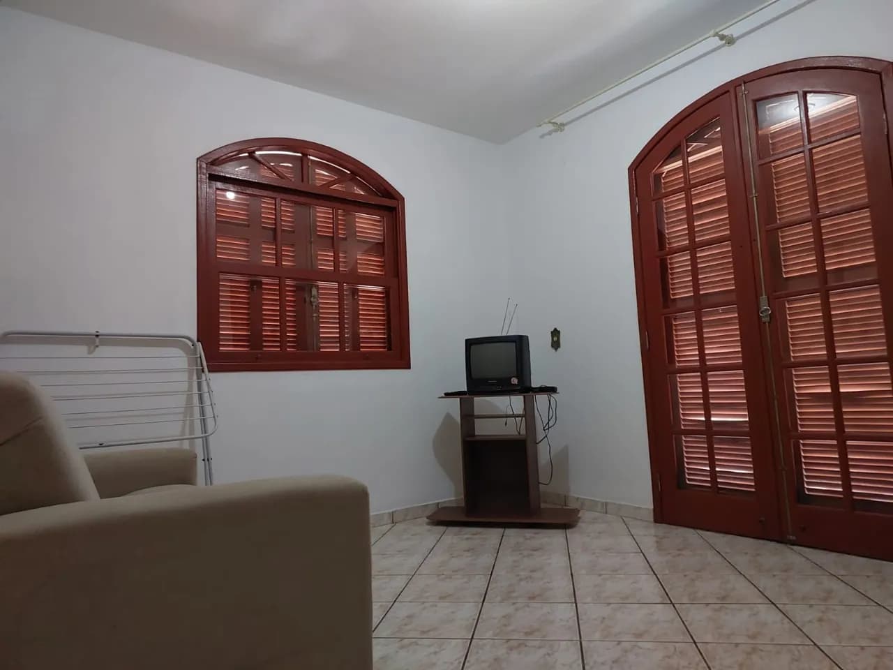 Hotel/pousada para venda em Canasvieiras com 240 m² — foto principal