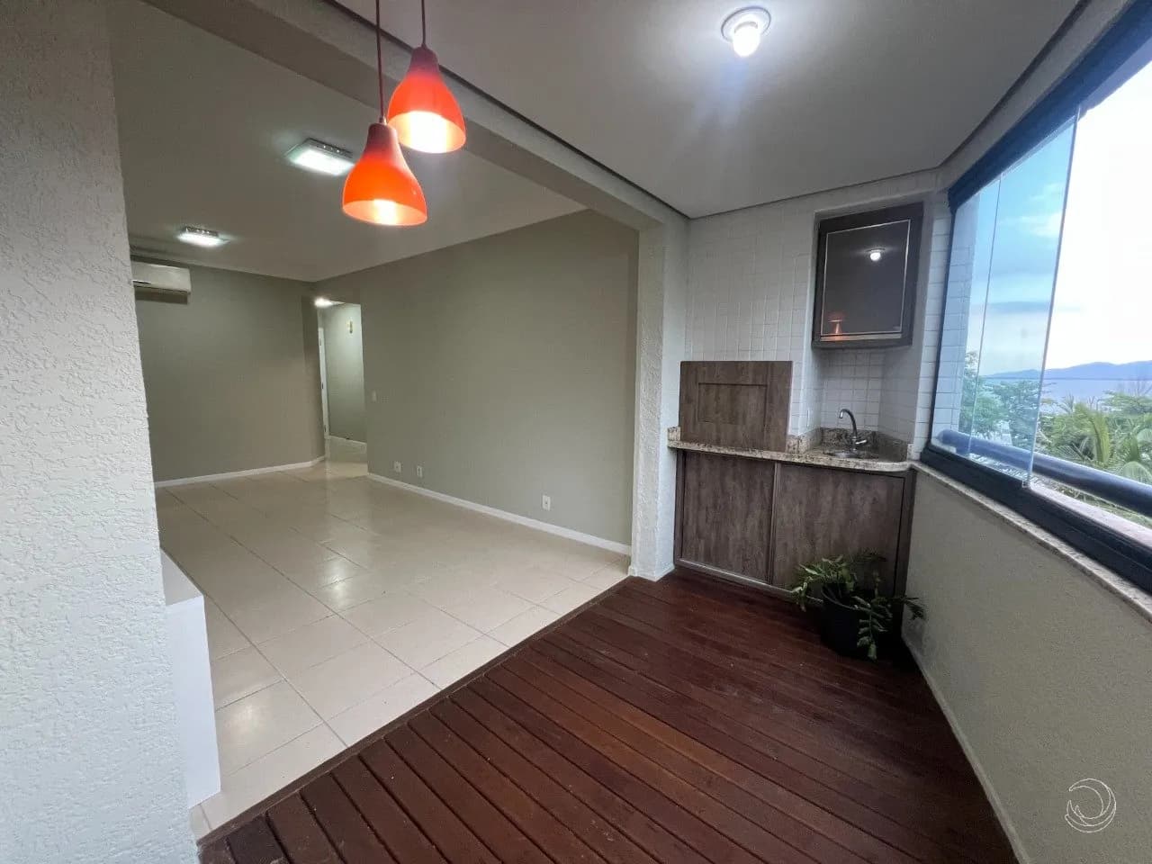 Apartamento para venda com 2 dormitórios em Coqueiros com 93 m² — foto 3