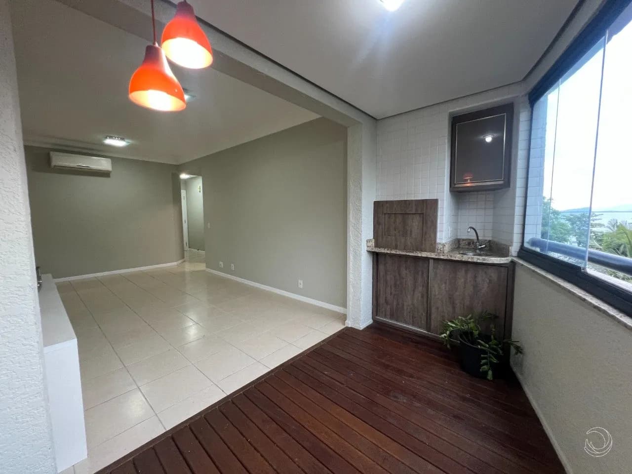Apartamento para venda com 2 dormitórios em Coqueiros com 93 m² — foto 4