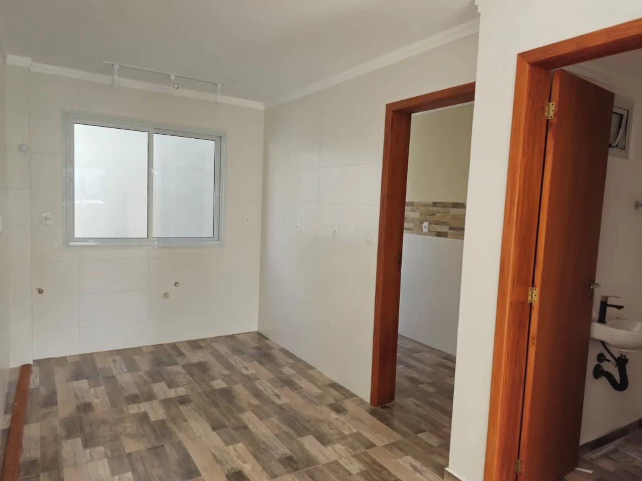 Casa para venda com 2 dormitórios em Bela Vista com 74 m² — foto 3