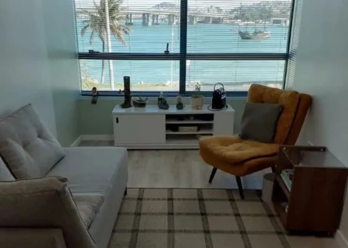 Sala comercial para venda em Centro com 61 m² — foto principal