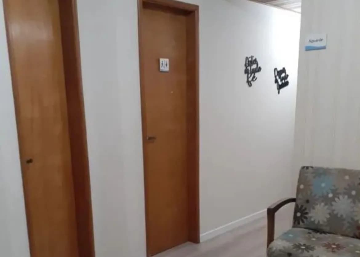 Sala comercial para venda em Centro com 61 m² — foto 2