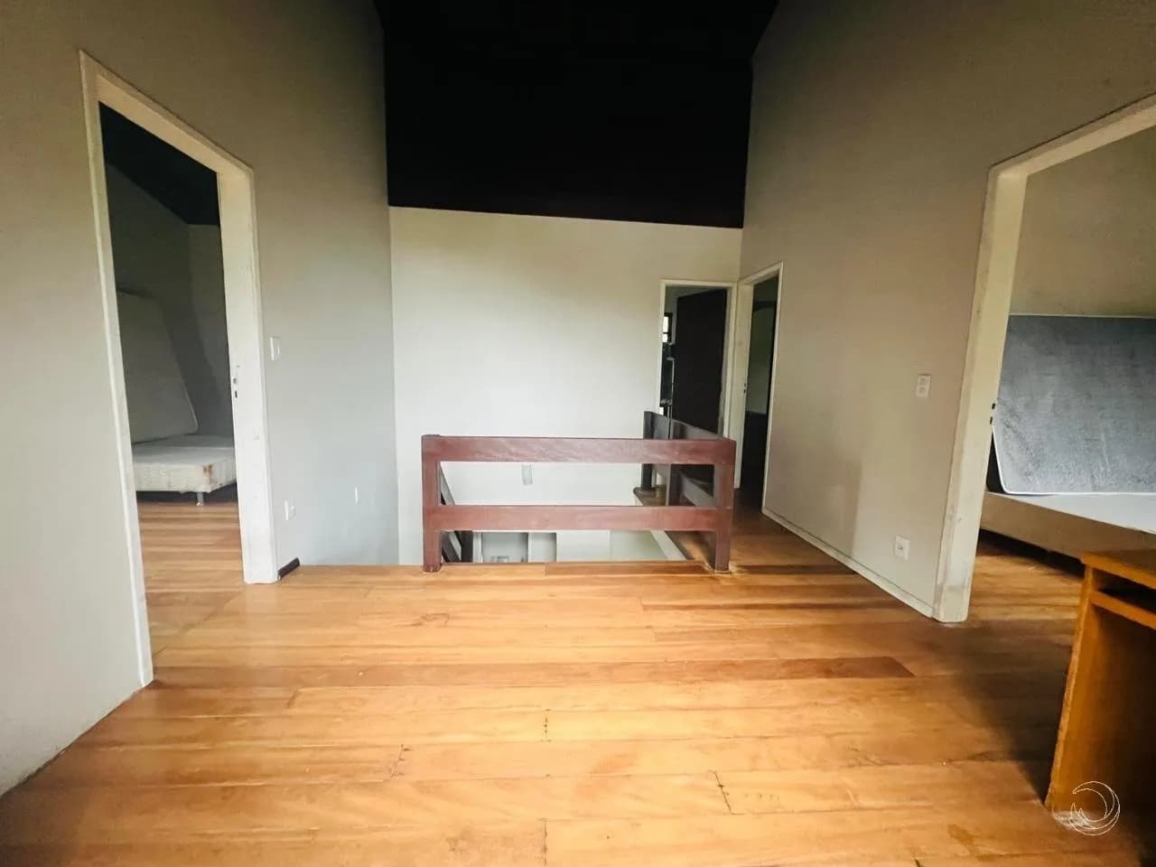Casa para venda com 4 dormitórios em Sambaqui com 152 m² — foto 2