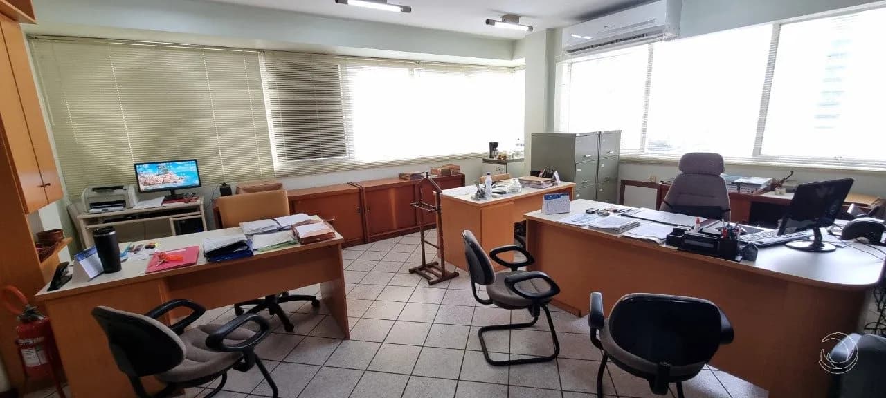Sala comercial para venda em Centro com 49 m² — foto 2