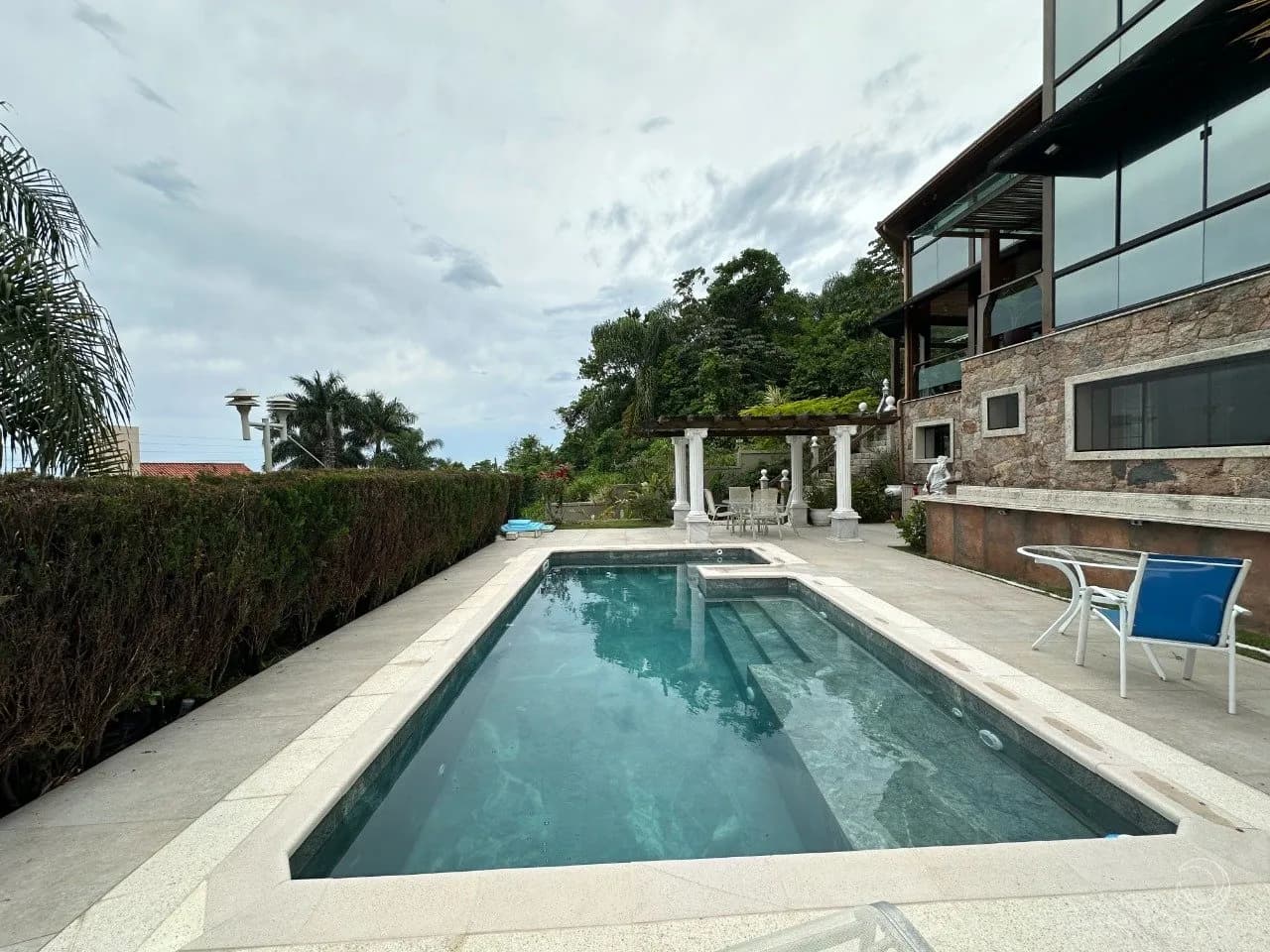 Casa para venda com 4 dormitórios em Praia Brava com 213 m² — foto 4
