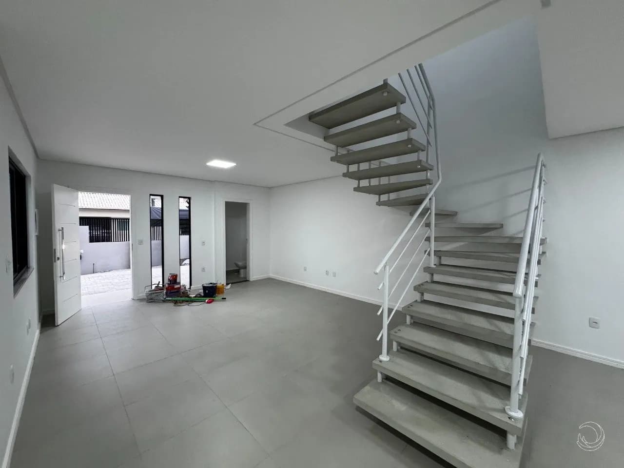 Casa para venda com 3 dormitórios em Carianos com 142 m² — foto 4