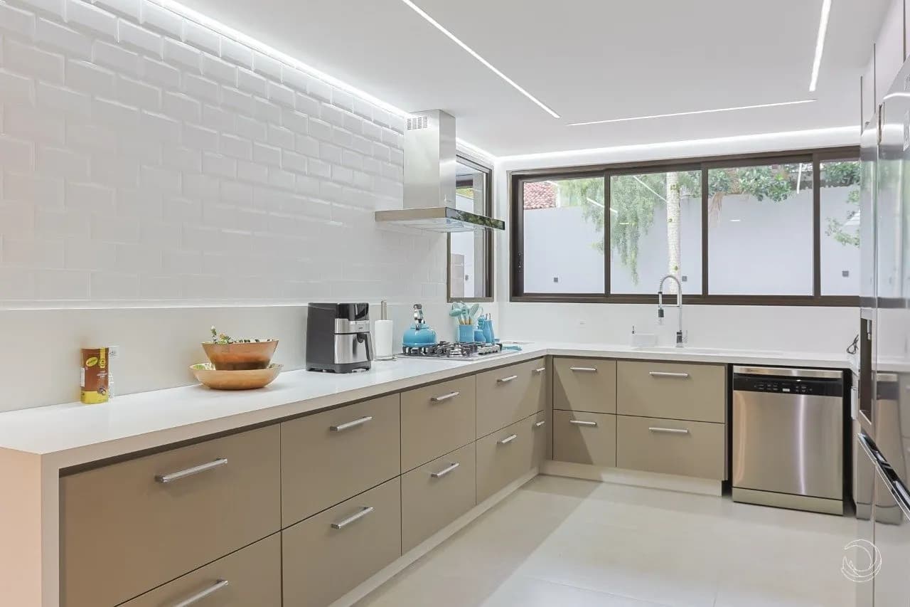 Casa para venda com 4 dormitórios em Balneário com 394 m² — foto 4