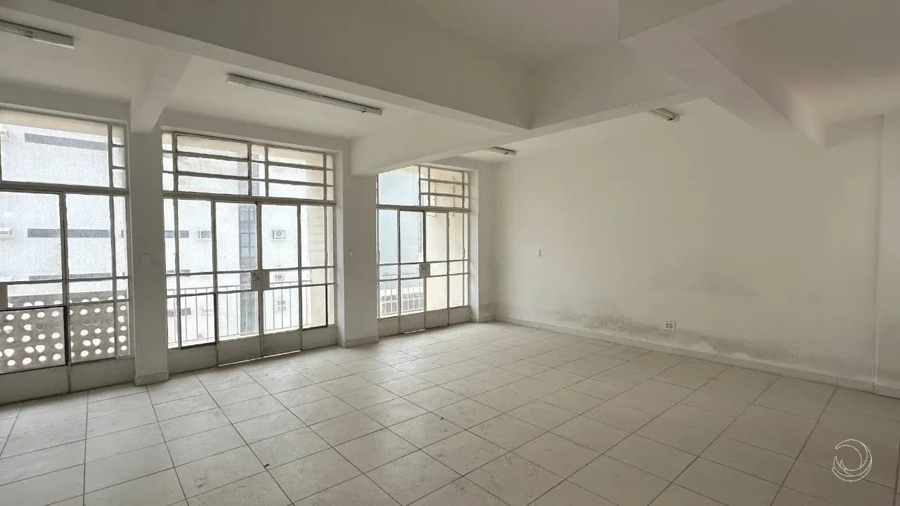 Sala comercial para venda em Centro com 222 m² — foto 3