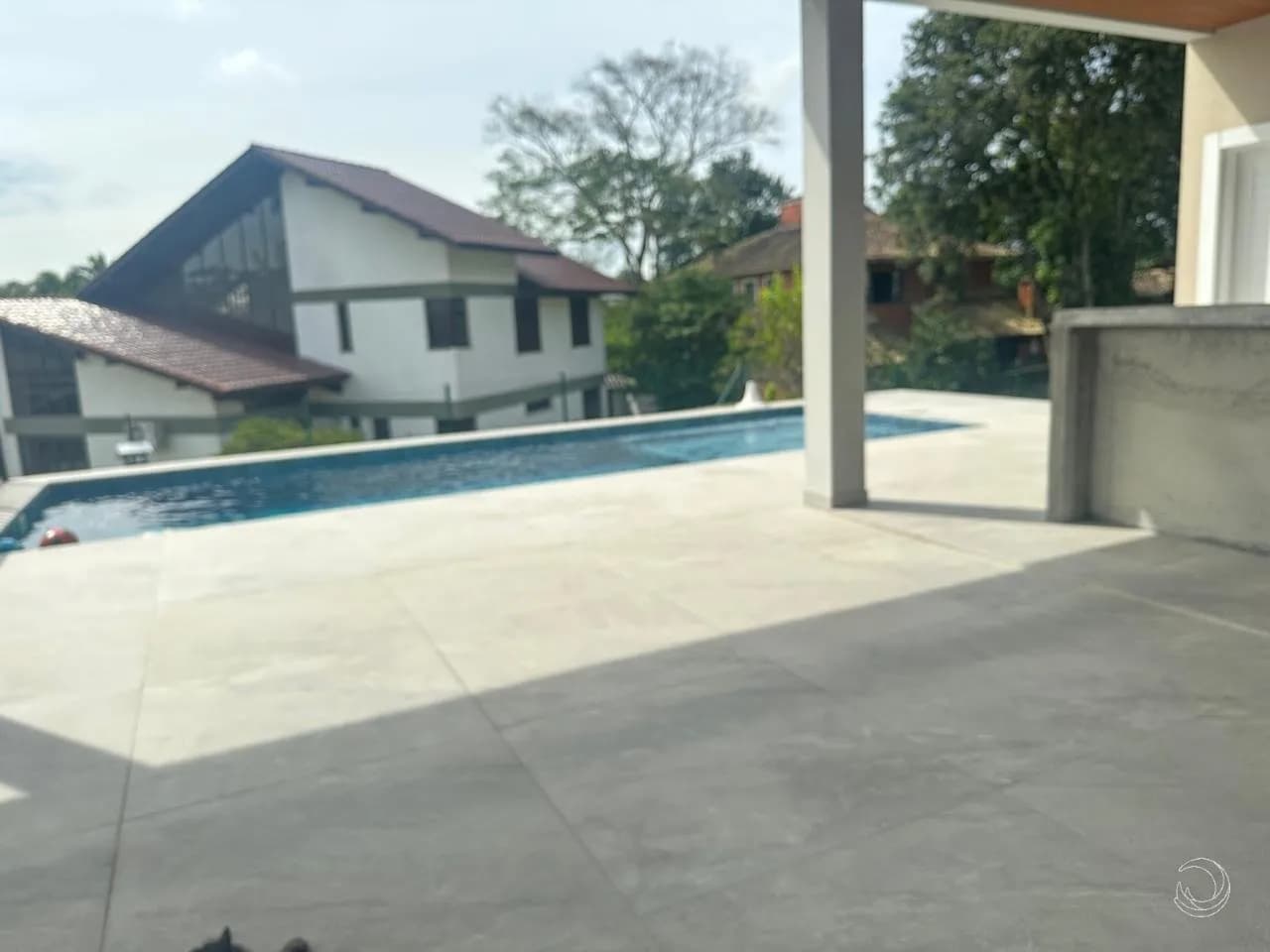 Casa para venda com 4 dormitórios em Cacupé com 332 m² — foto 2