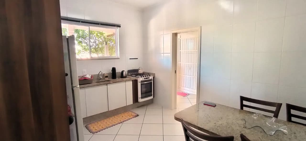 Casa para venda com 3 dormitórios em Carianos com 113 m² — foto 5