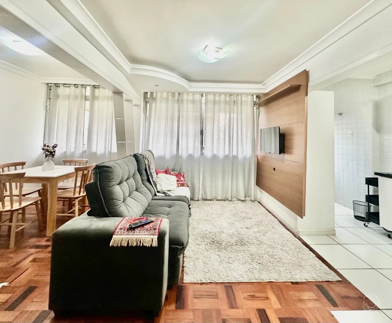 Apartamento para venda com 2 dormitórios em Centro com 61 m² — foto principal