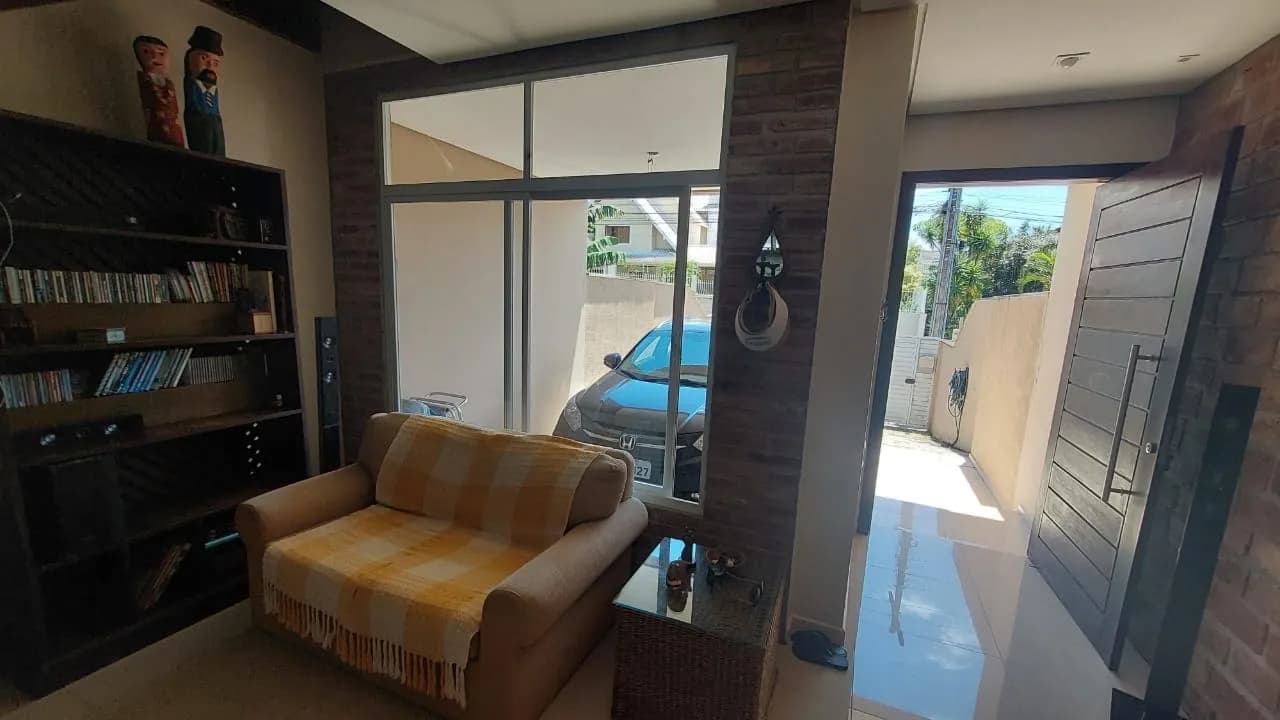 Casa para venda com 2 dormitórios em Lagoa Da Conceição com 140 m² — foto 2