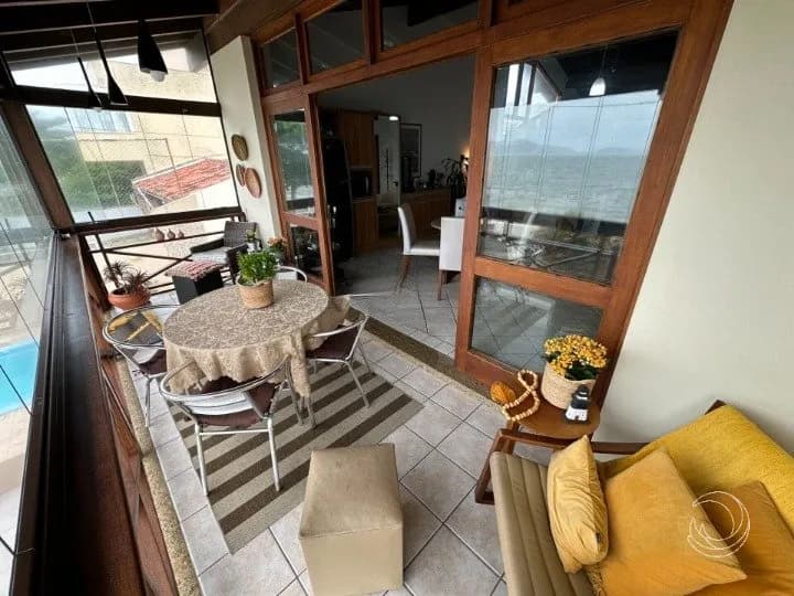 Casa para venda com 3 dormitórios em Balneário Do Estreito com 210 m² — foto 2