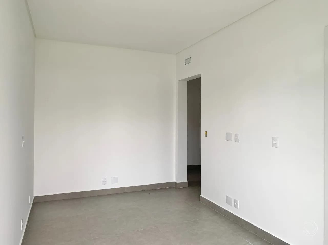 Casa para venda com 4 dormitórios em Cachoeira Do Bom Jesus com 220 m² — foto 4