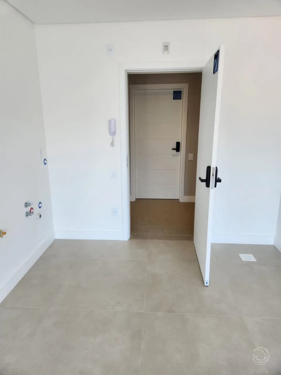 Estúdio para venda com 1 dormitório, em Jardim Atlântico com 32 m² — foto 4