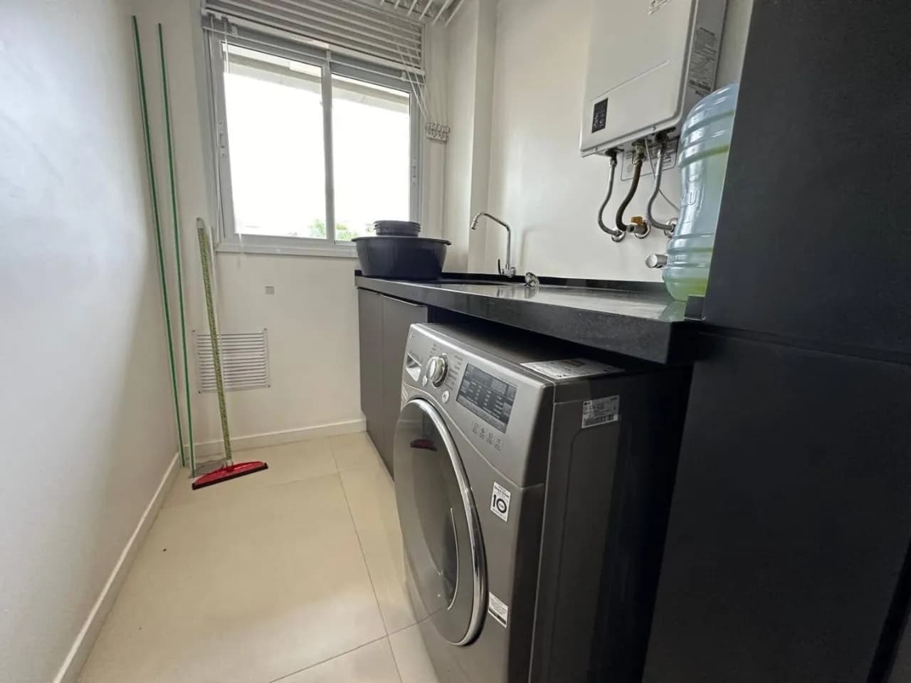 Apartamento para venda com 2 dormitórios em Campeche com 77 m² — foto 4