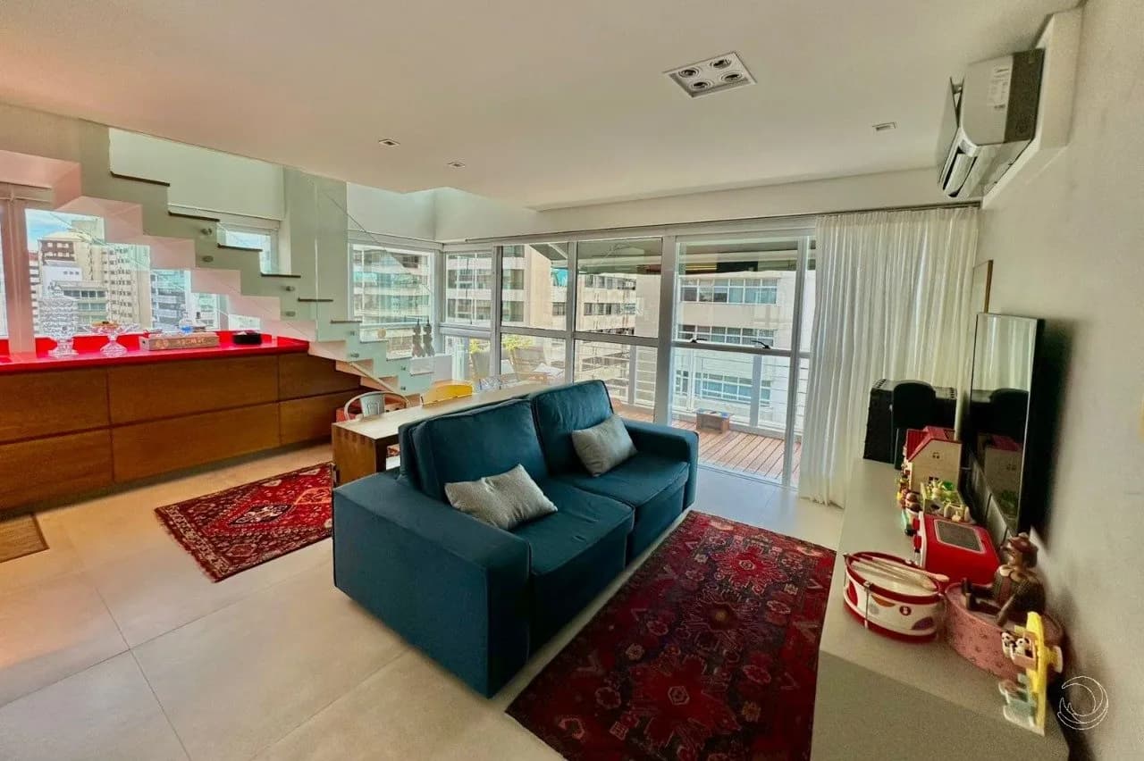 Apartamento duplex para venda com 1 dormitório, em Centro com 71 m² — foto principal