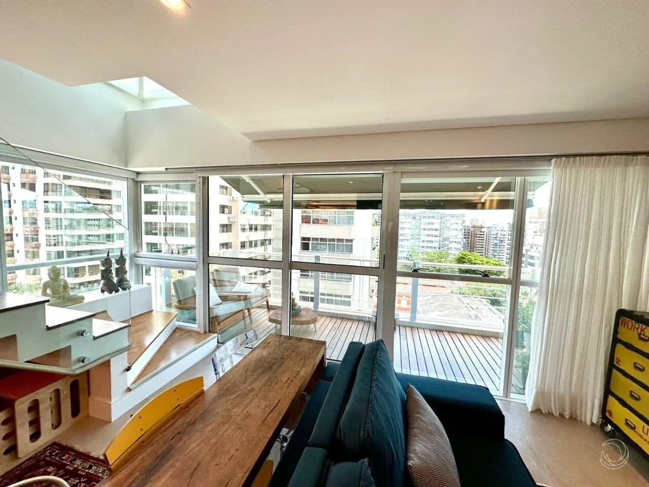 Apartamento duplex para venda com 1 dormitório, em Centro com 71 m² — foto 3