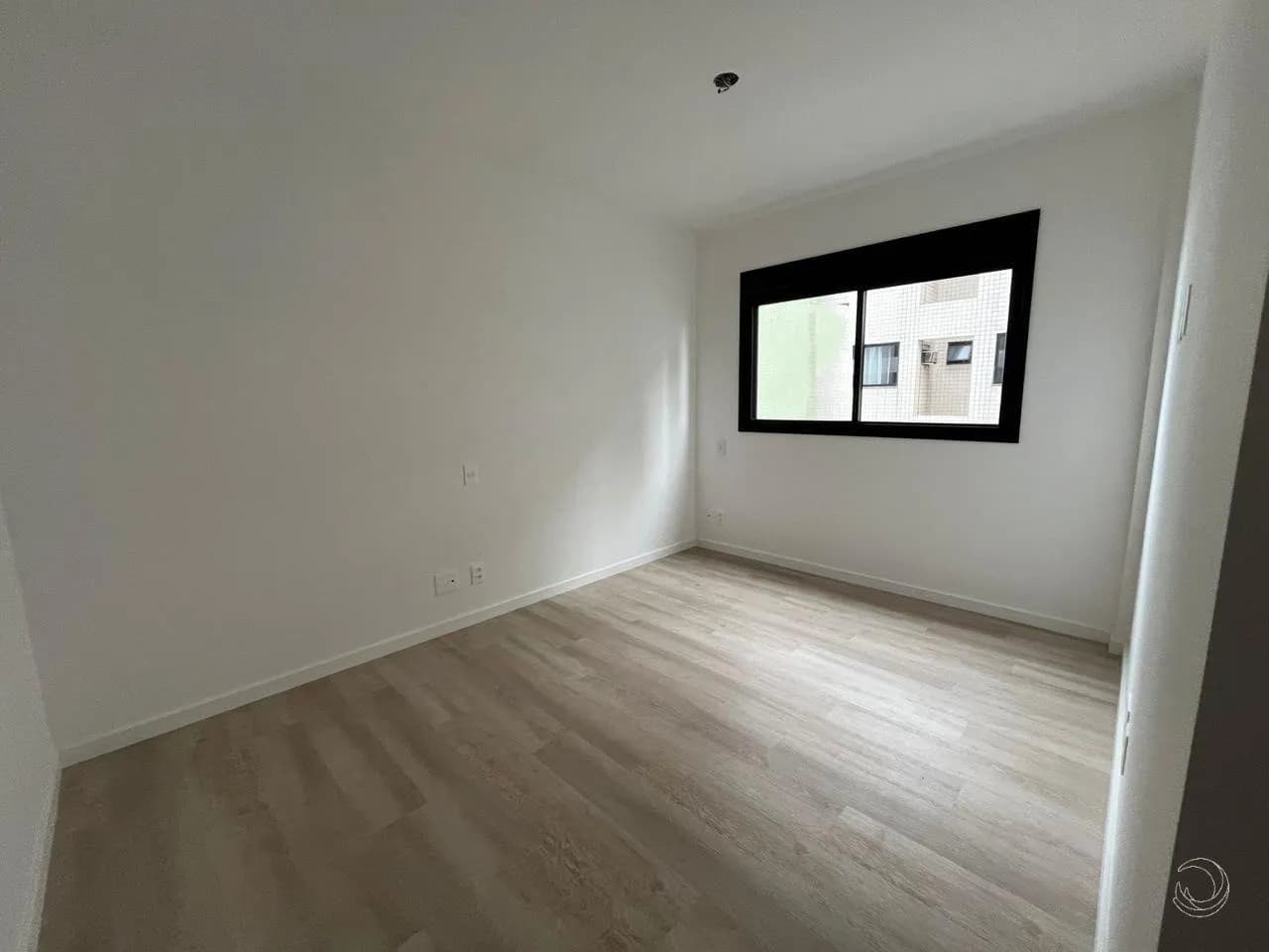 Apartamento para venda com 2 dormitórios em Balneário com 75 m² — foto 4