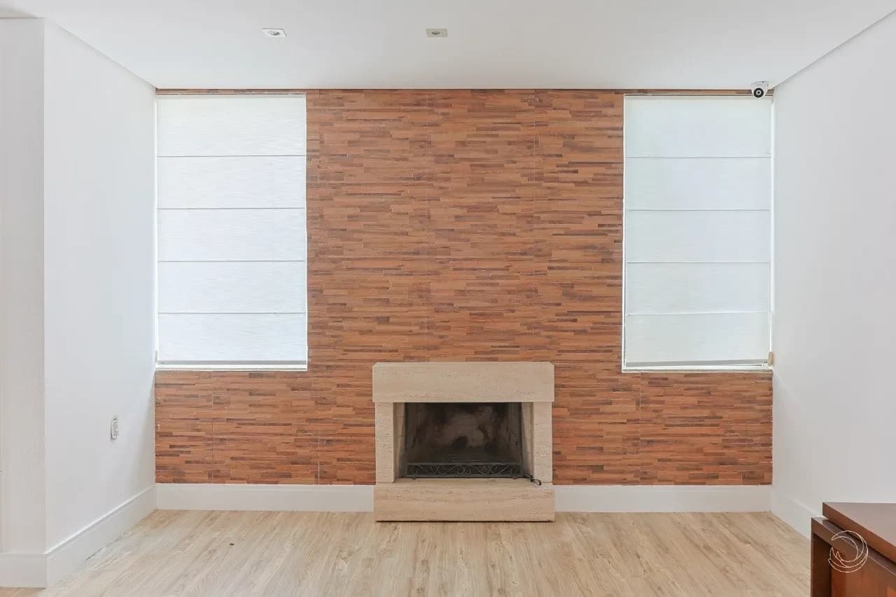 Casa para venda com 5 dormitórios em Sambaqui com 517 m² — foto 2
