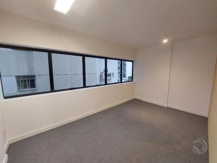 Sala comercial para venda em Centro com 57 m² — foto 3