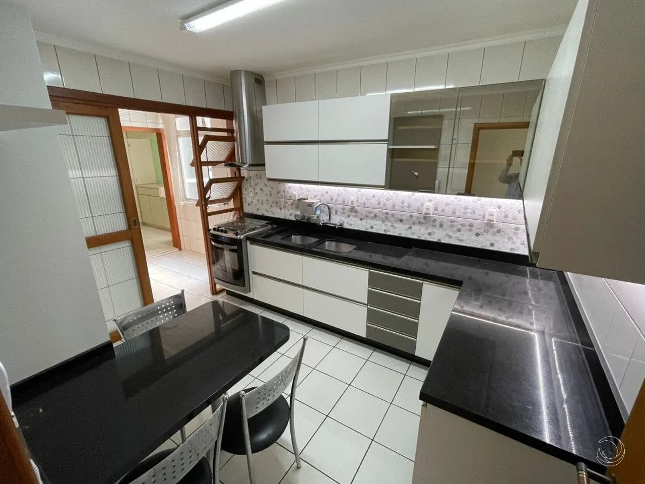 Apartamento para venda com 3 dormitórios em Centro com 113 m² — foto 3