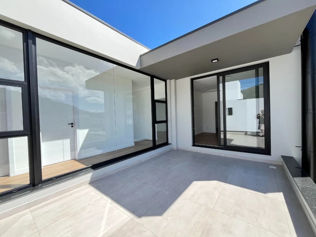 Casa para venda com 3 dormitórios em Rio Tavares com 311 m² — foto 4