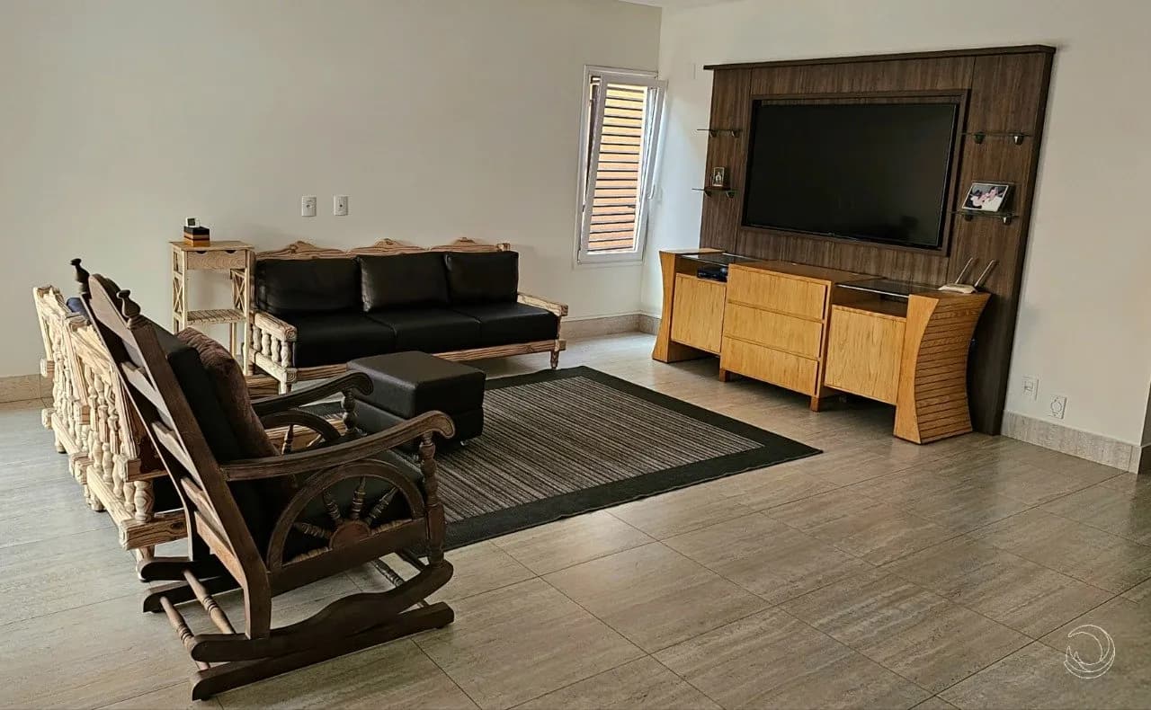 Casa para venda com 3 dormitórios em Balneário com 334 m² — foto 2