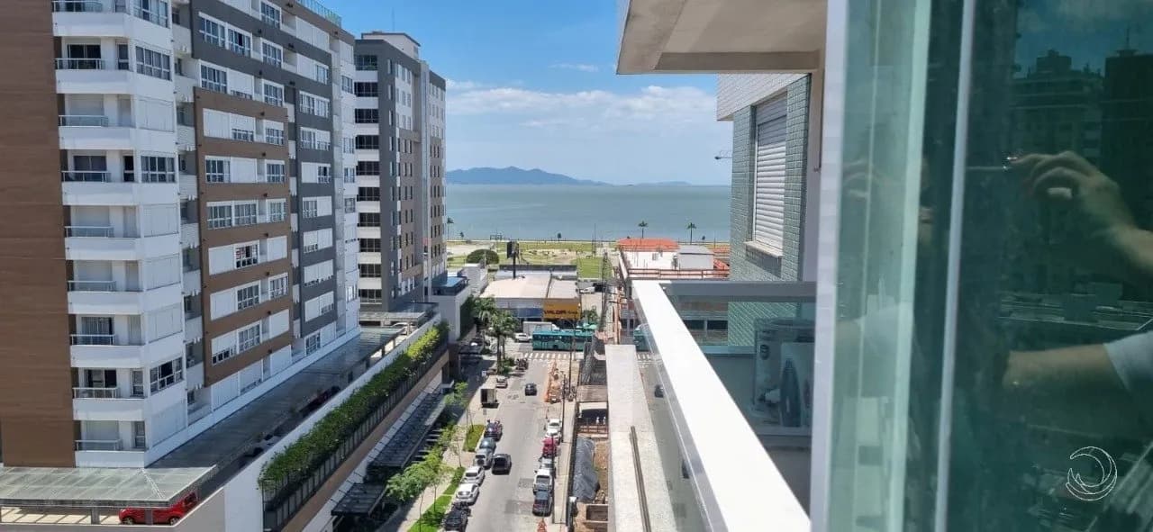 Apartamento para venda com 3 dormitórios em Campinas com 96 m² — foto principal