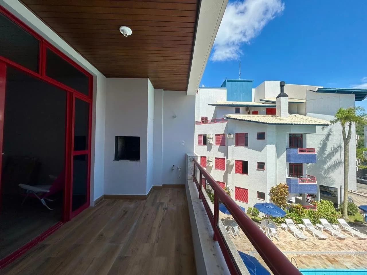 Apartamento para venda com 2 dormitórios em Praia Brava com 77 m²