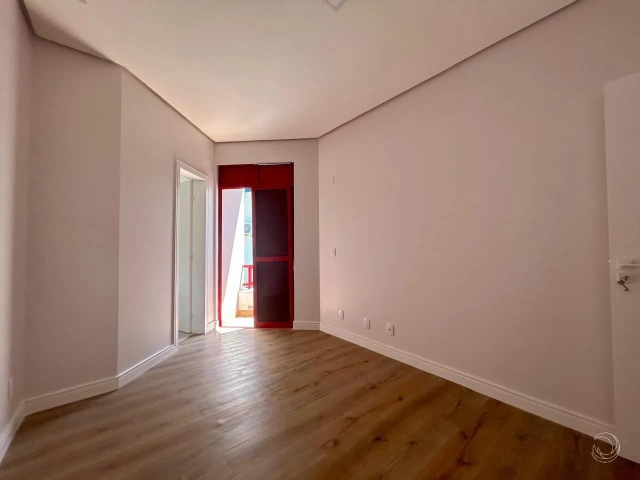 Apartamento para venda com 2 dormitórios em Praia Brava com 77 m² — foto 3