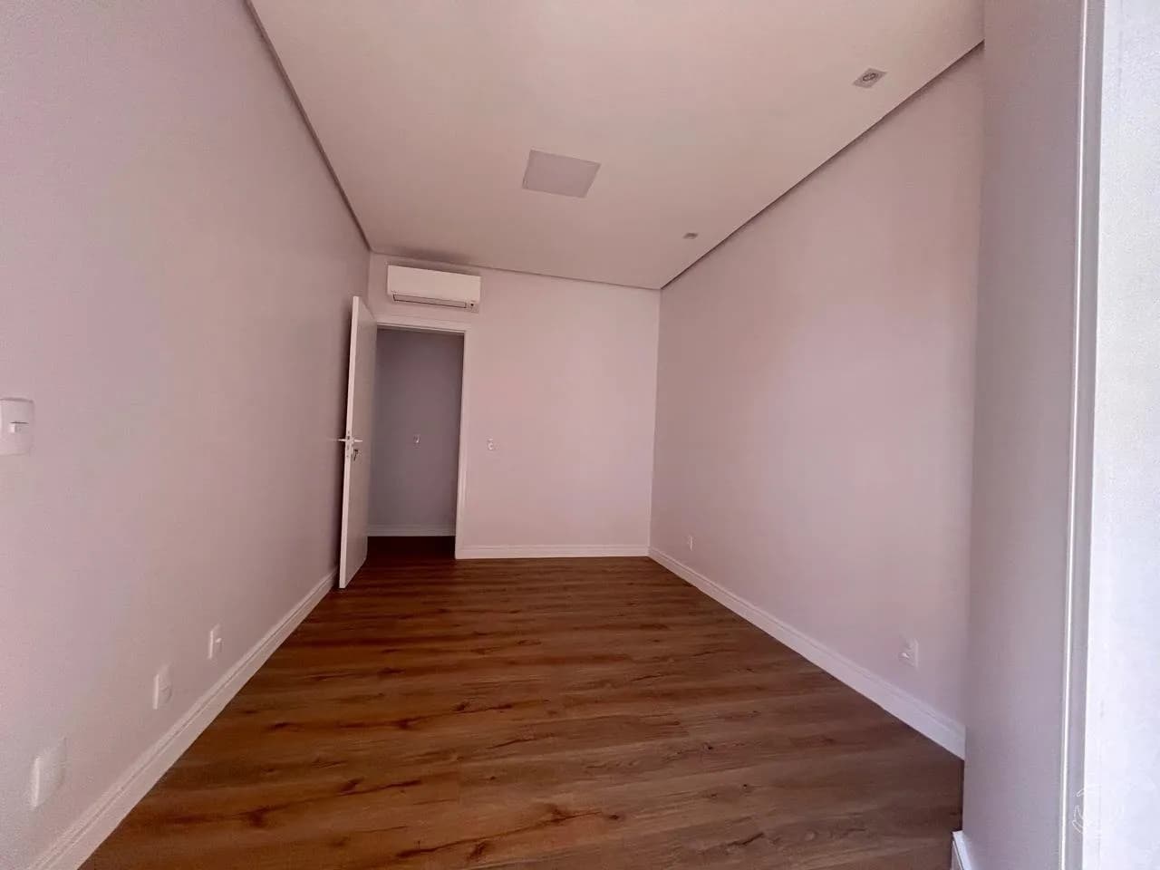 Apartamento para venda com 2 dormitórios em Praia Brava com 77 m² — foto 4