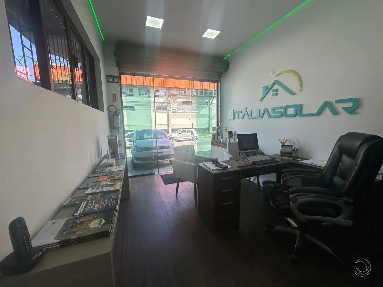 Prédio comercial para venda em Areias com 521 m²