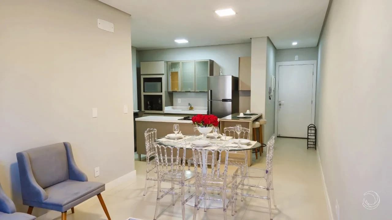 Apartamento para venda com 2 dormitórios em Centro com 75 m² — foto principal