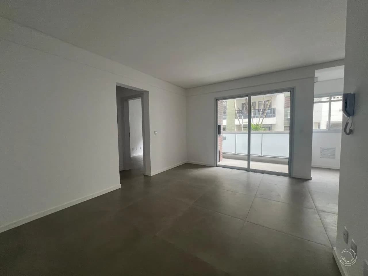 Apartamento para venda com 2 dormitórios em Ingleses Norte com 67 m² — foto 3