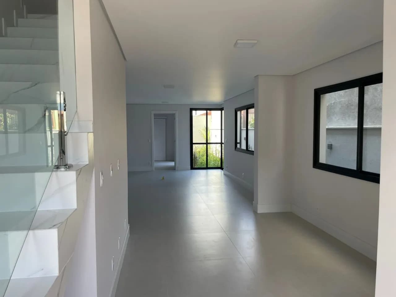 Casa para venda com 3 dormitórios em Açores com 151 m² — foto 2