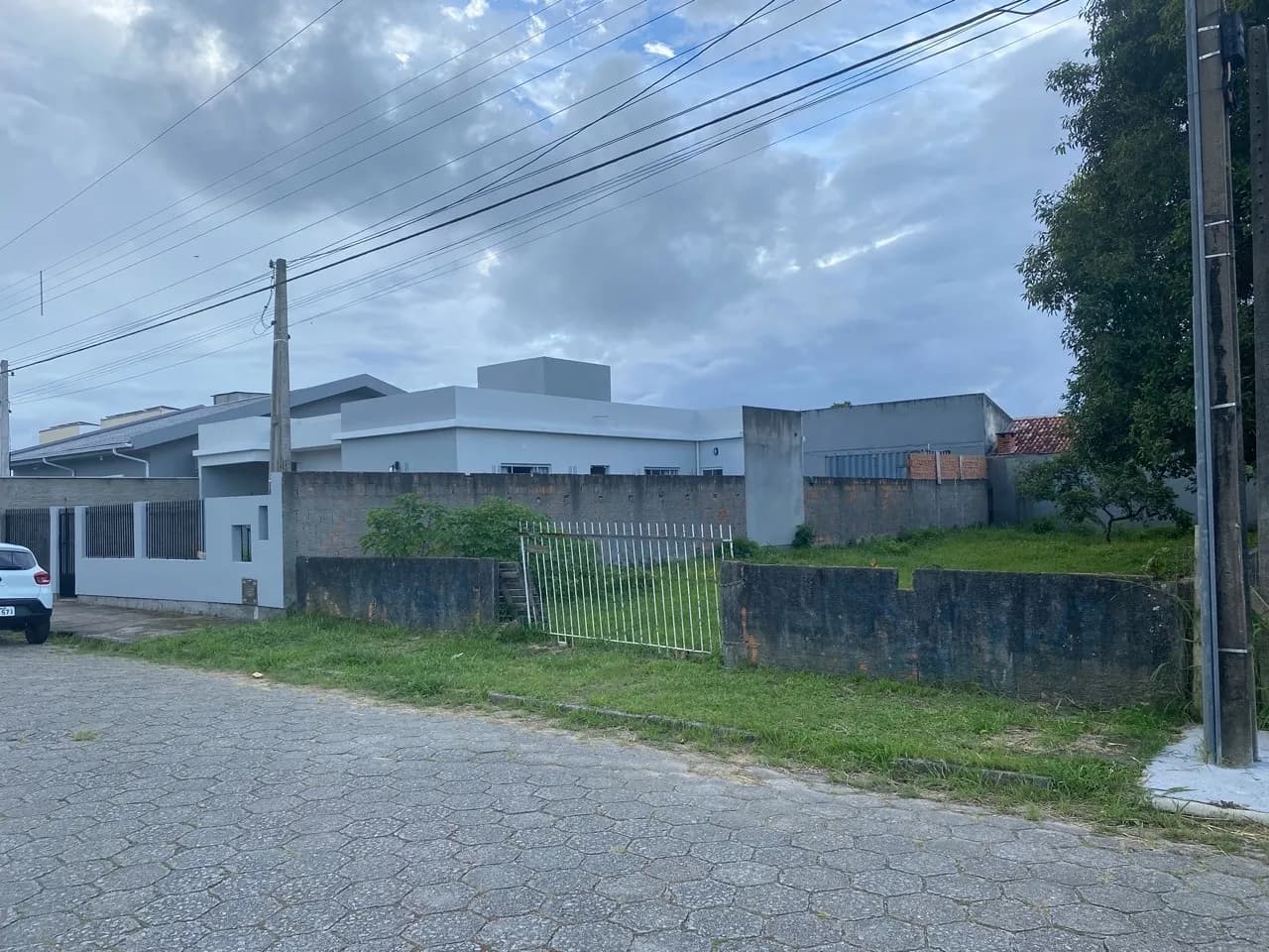 Terreno para venda em Carianos com 360 m² — foto 3