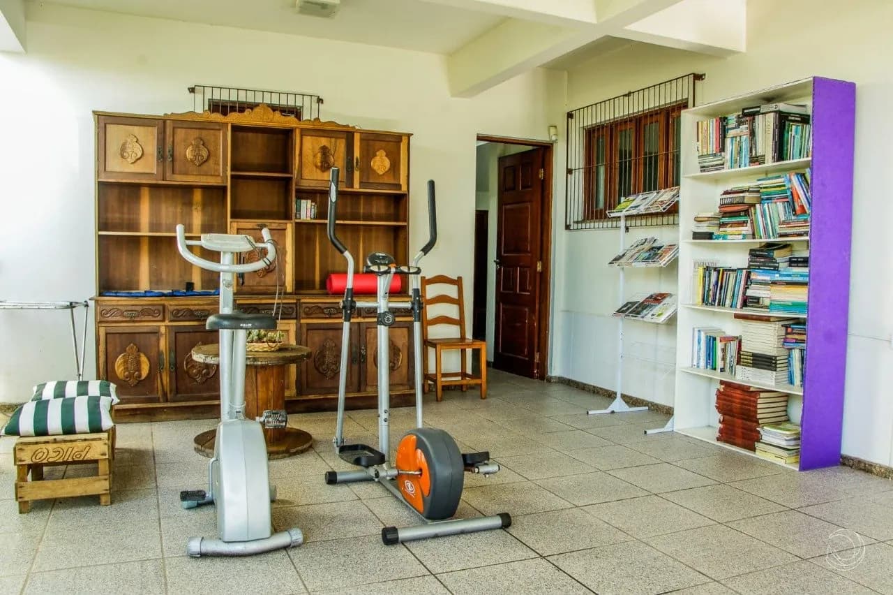 Casa para venda com 6 dormitórios em Carvoeira com 350 m² — foto 2
