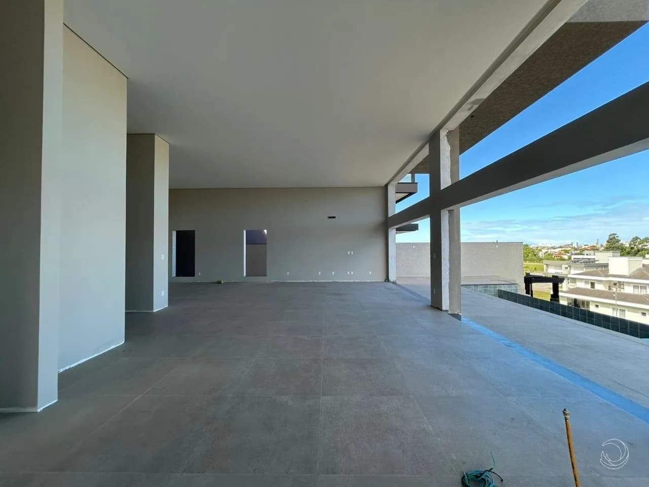 Casa para venda com 4 dormitórios em Ingleses Do Rio Vermelho com 551 m² — foto principal