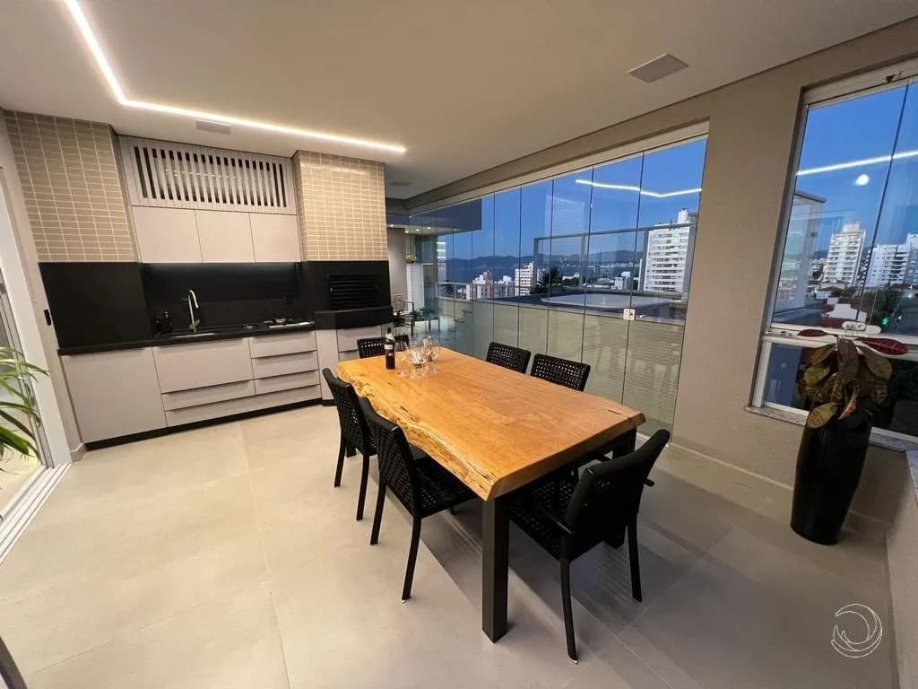 Cobertura para venda com 3 dormitórios em Barreiros com 213 m² — foto principal