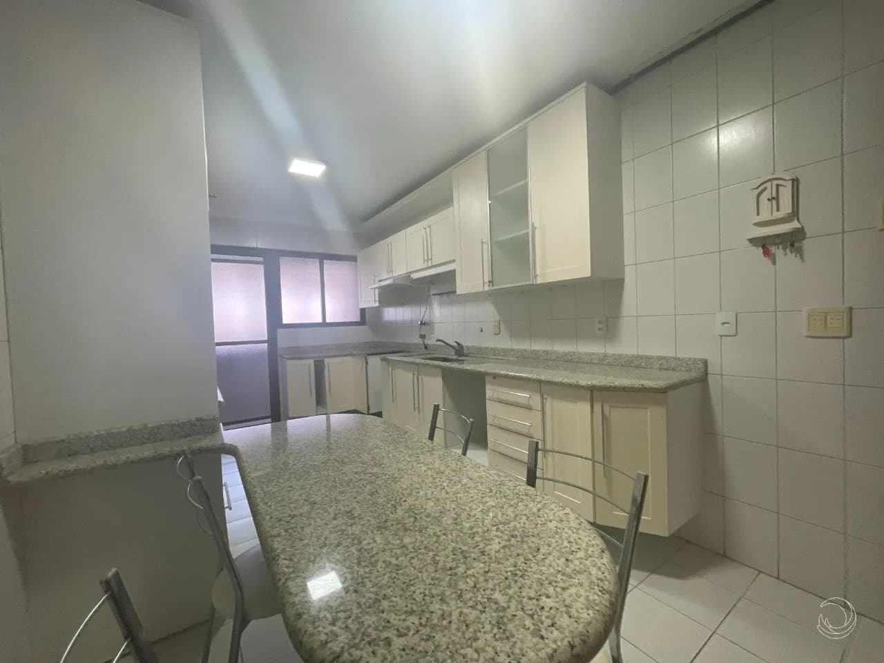 Apartamento para venda com 4 dormitórios em Agronômica com 166 m² — foto 2