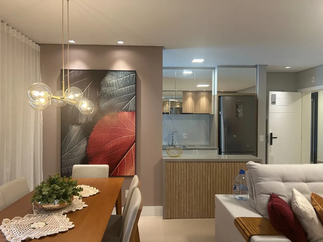 Apartamento para venda com 2 dormitórios em Agronômica com 87 m² — foto 5