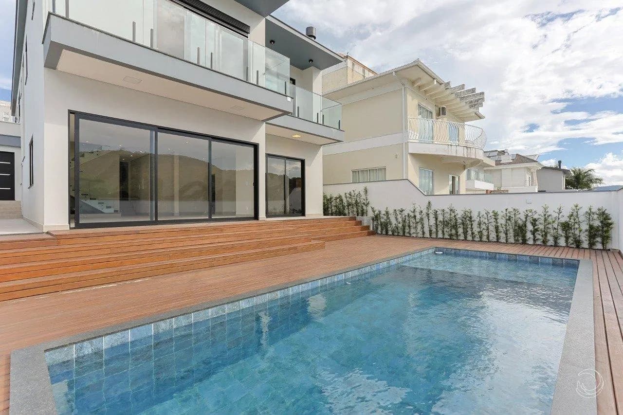 Casa para venda com 3 dormitórios em Pedra Branca com 269 m² — foto principal