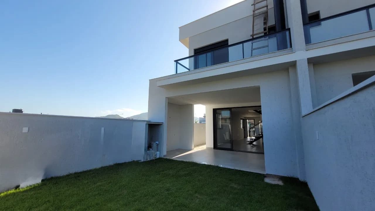 Casa para venda com 3 dormitórios em Campeche com 162 m² — foto 2