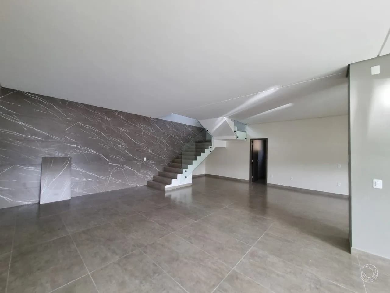 Casa para venda com 3 dormitórios em Côrrego Grande com 360 m² — foto principal