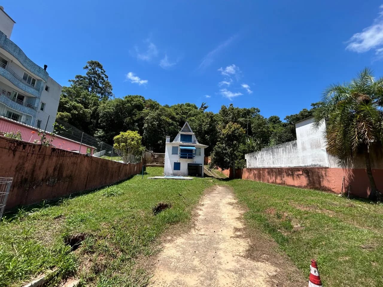 Terreno para venda em Jurerê com 1469 m² — foto principal